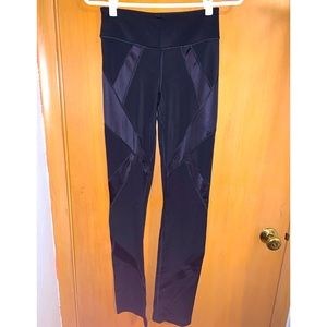 Victoria’s Secret leggings